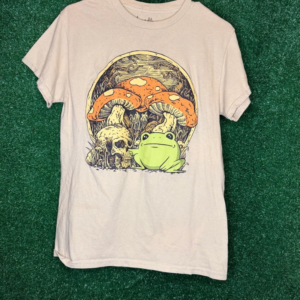 Small Threadless Frog Mushroom Skull Graphic T-Shirt Beige Goblincore Tee